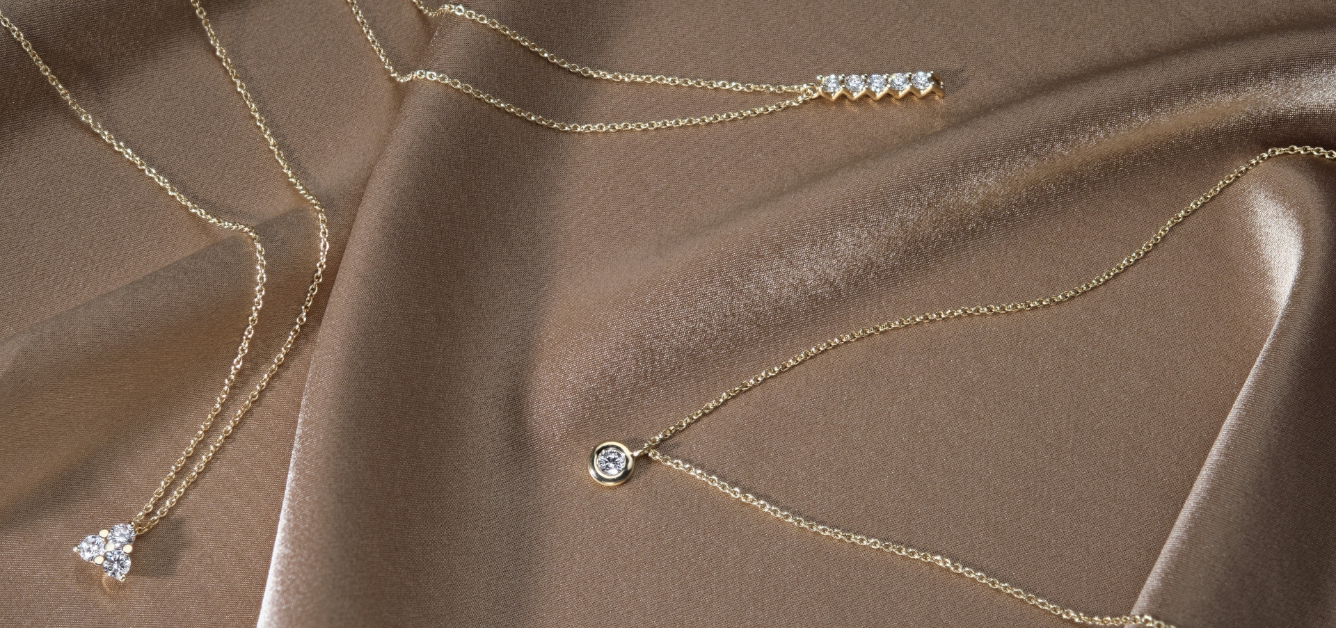 Přeplácíme za diamanty zbytečně: Pravda, kterou nám šperkařský průmysl nechce říct