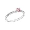 Prsten z bílého zlata s růžovým diamantem Princess