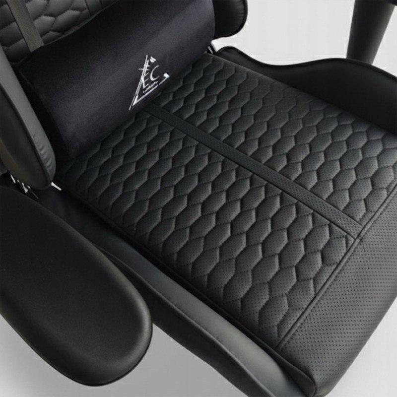 Otočná herní židle EvoChair s masážním přístrojem a nastavitelnými područkami Model EVOCHAIR