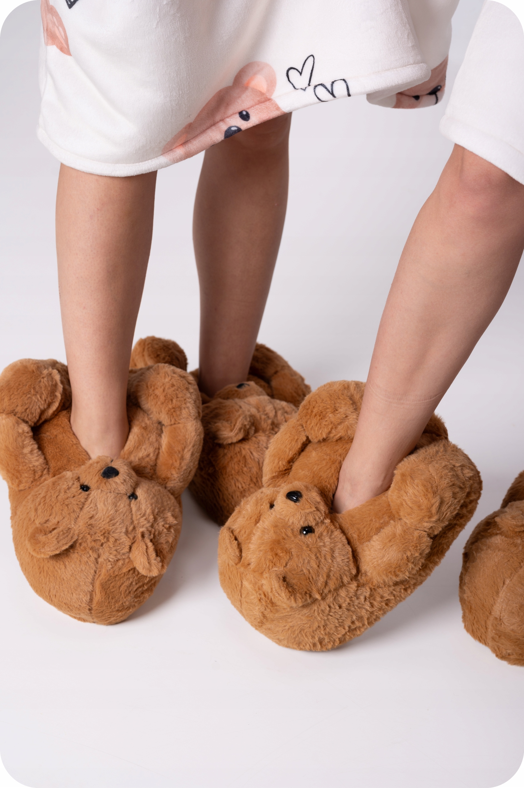 PANTOFLE DOMÁCÍ MEDVÍDCI PLYŠOVÉ TEPLÉ KIGURUMI DÁREK ke Dni matek MEDVÍDEK EAN (GTIN) 5903867212300