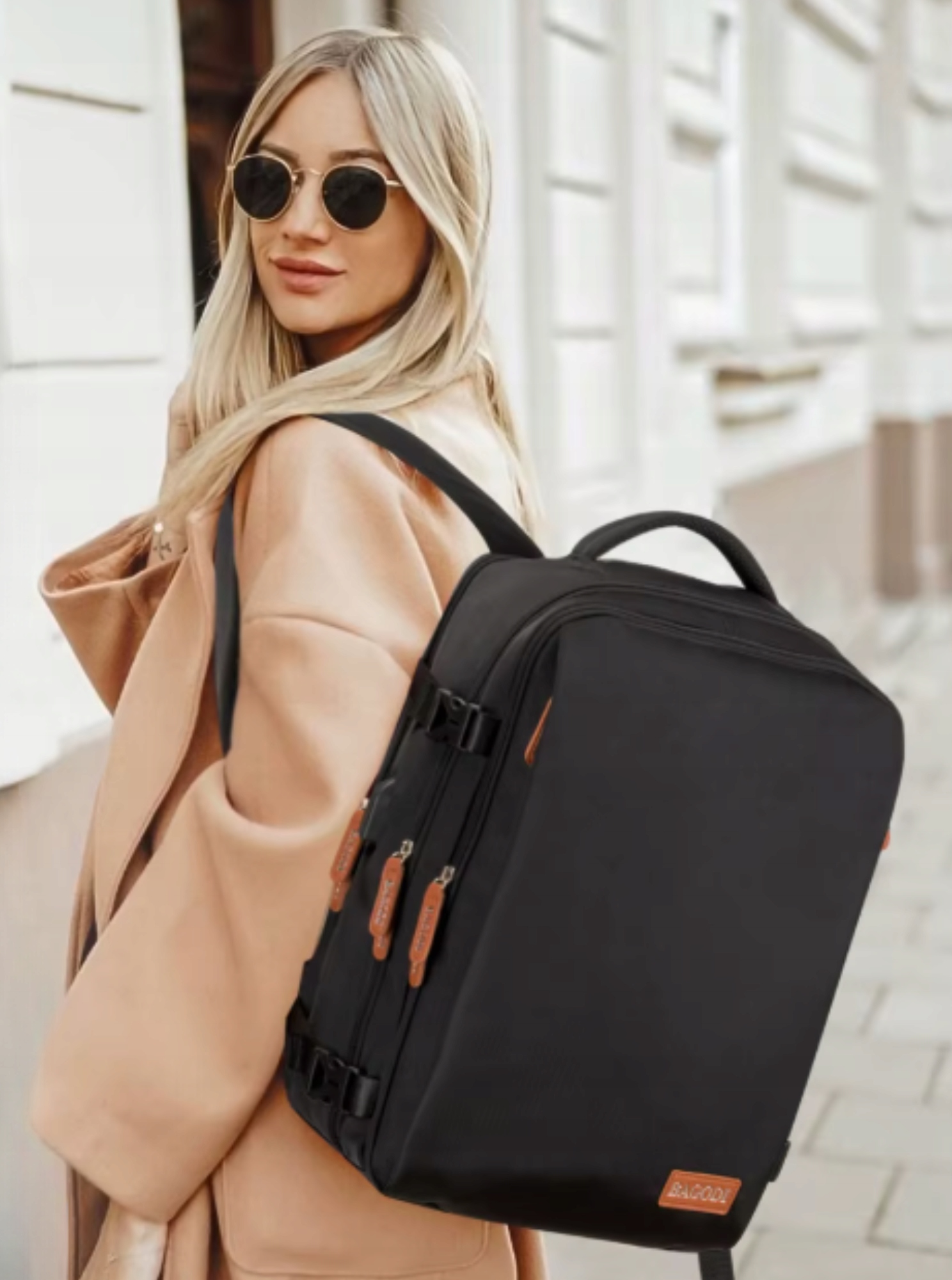 Batoh Příruční zavazadlo pro letadlo 45x30x20 LOT Lufthansa EasyJet USB na botu Kód výrobce PLECAK105