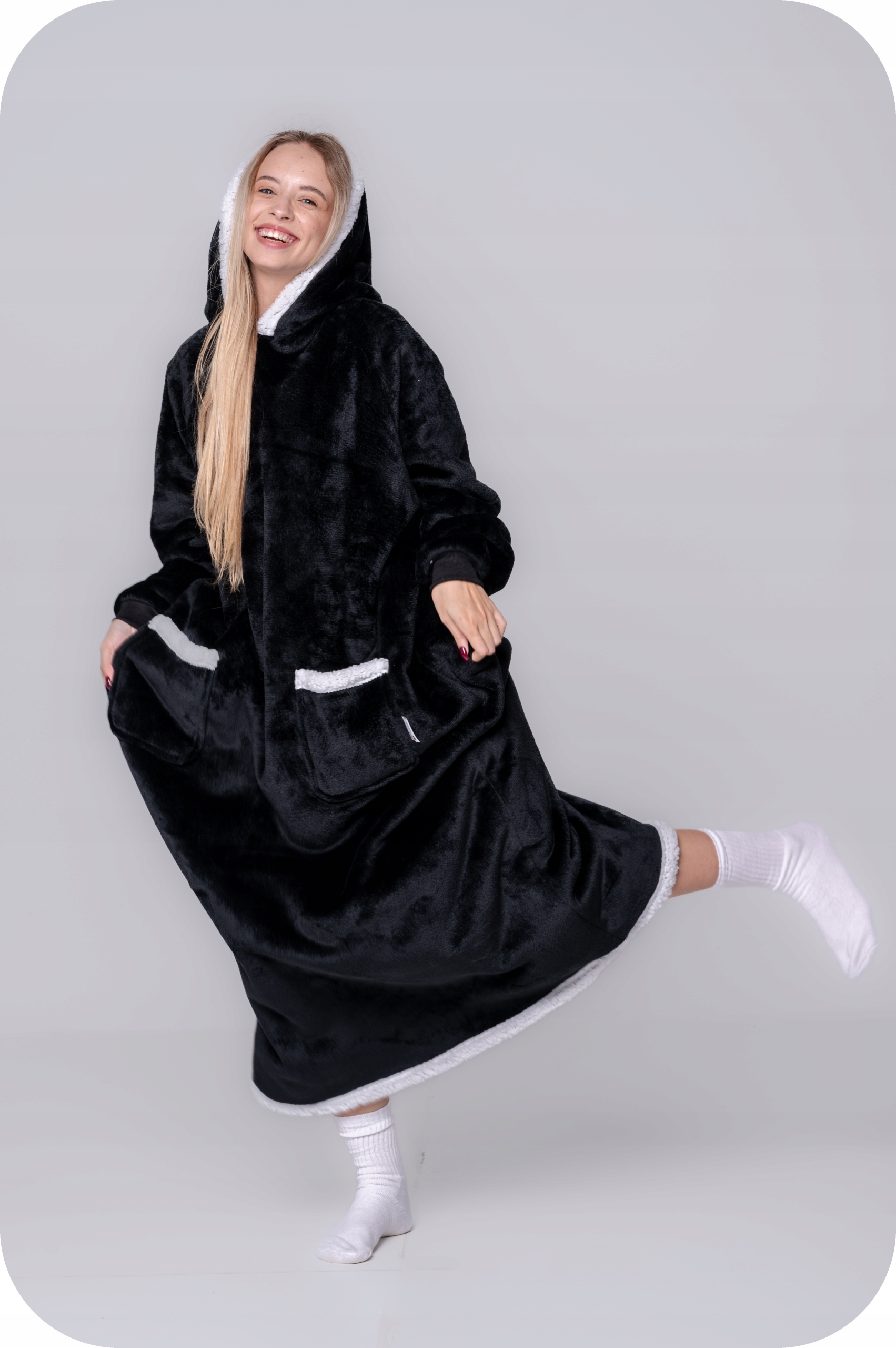 DEKA oversize mikina na kotníky Tlustá MIKINOVÁ DEKA XXL ČERNÁ Kožešina Kapuce Značka žádná značka