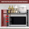 Nastavitelná kovová police nad mikrovlnnou troubu TIBY, s háčky a protiskluzovými patkami, 39-60 cm