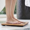 151717 10 digitalni koupelnova osobni vaha 180 kg bamboo