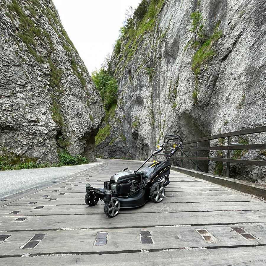 Benzínová kosačka TEXAS ZT 5110TR/WE