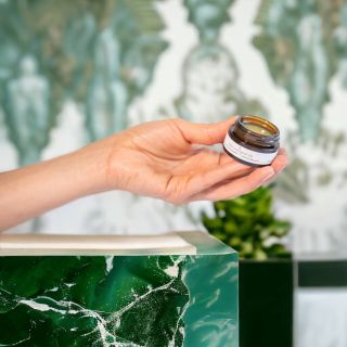 Milí moringoví přátelé, 🌿 zima je v plném proudu a s ní i mráz, vítr a suchý vzduch z topení. Naše pokožka v tomto období...