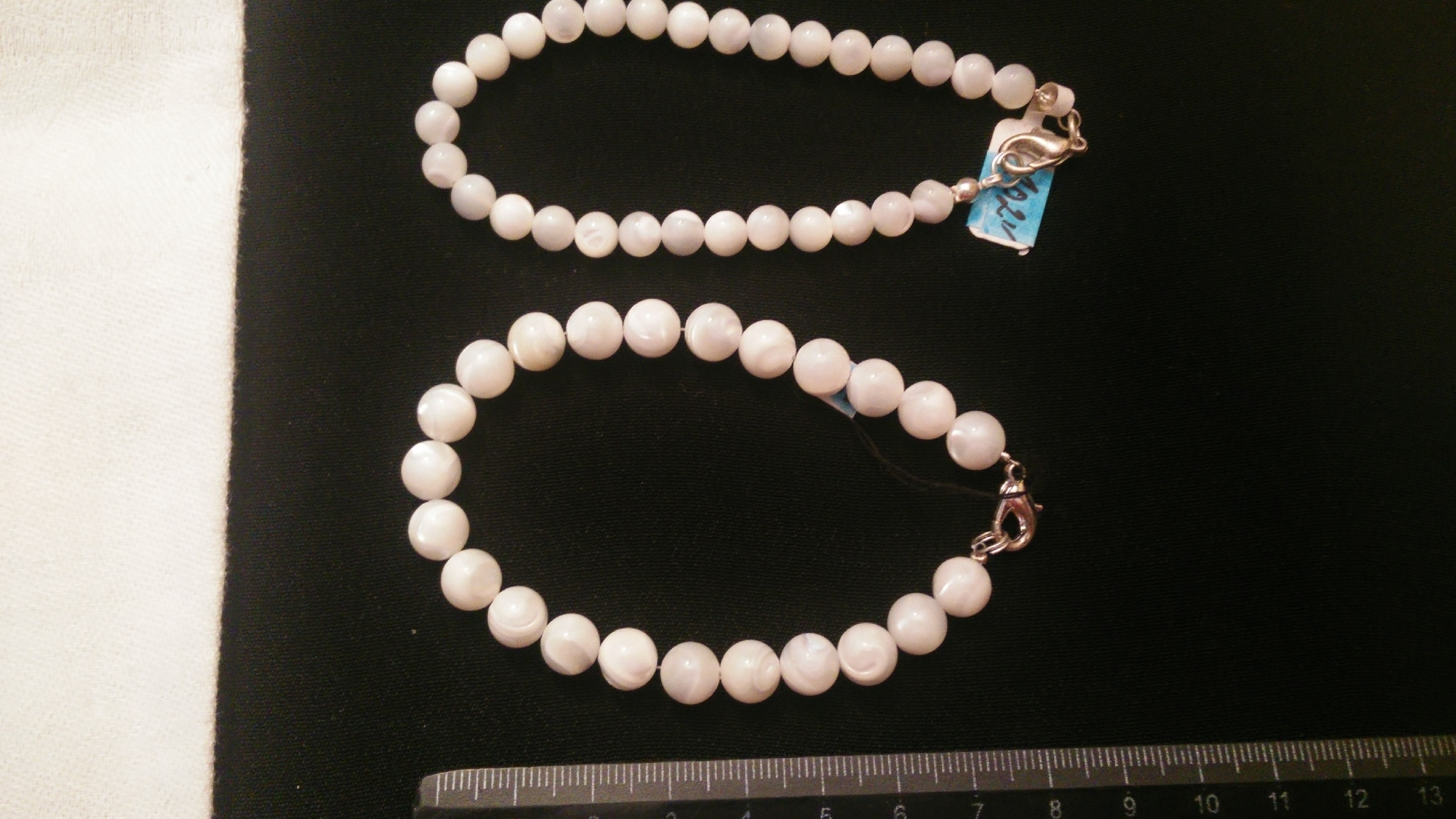 Náramek - různé druhy kamenů a tvarů tvary a druhy: perličky 8 mm