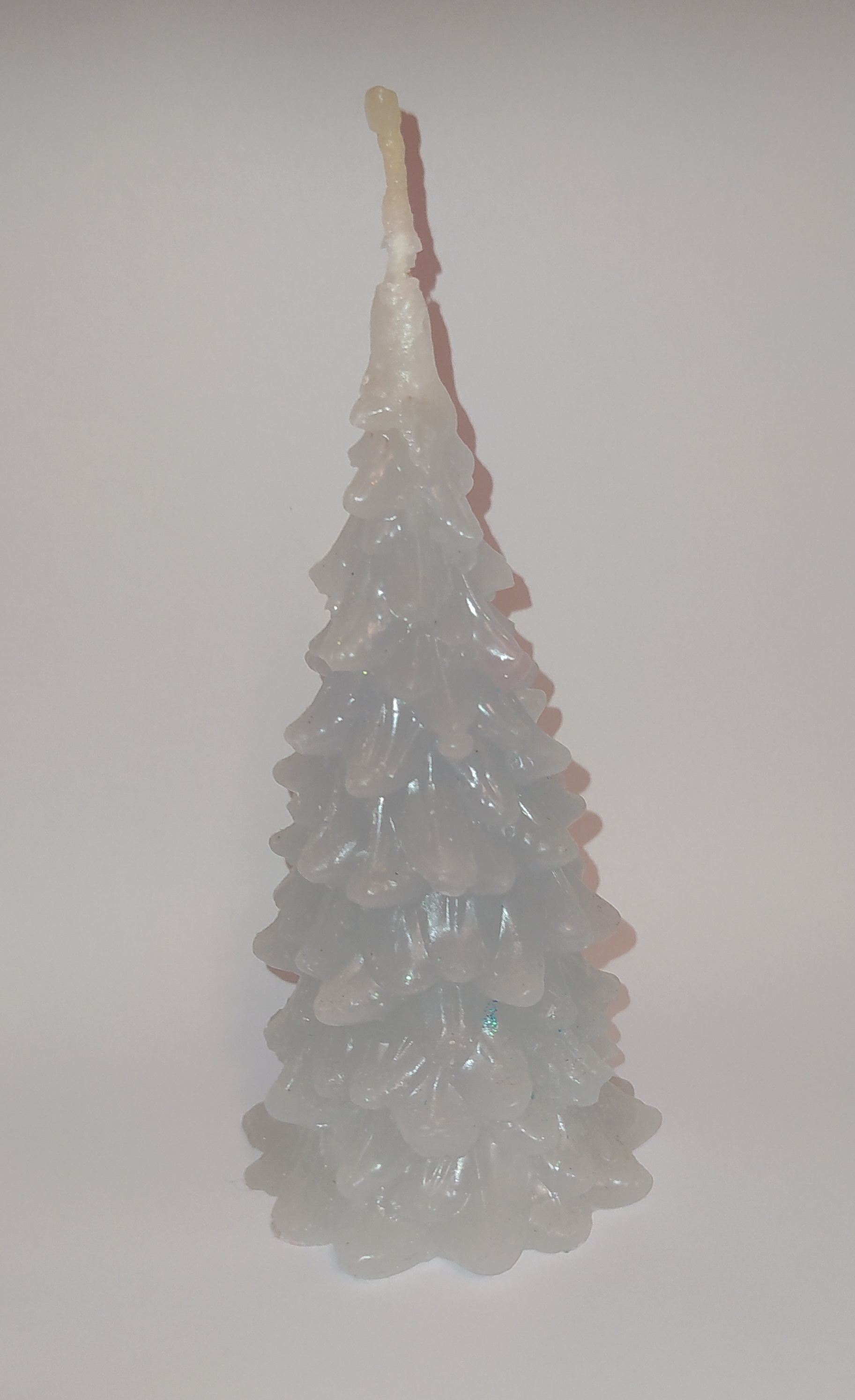 Svíčka z vosku druhy a velikosti: vánoční stromek - Ø 60mm bílá/sv.modrá/červená