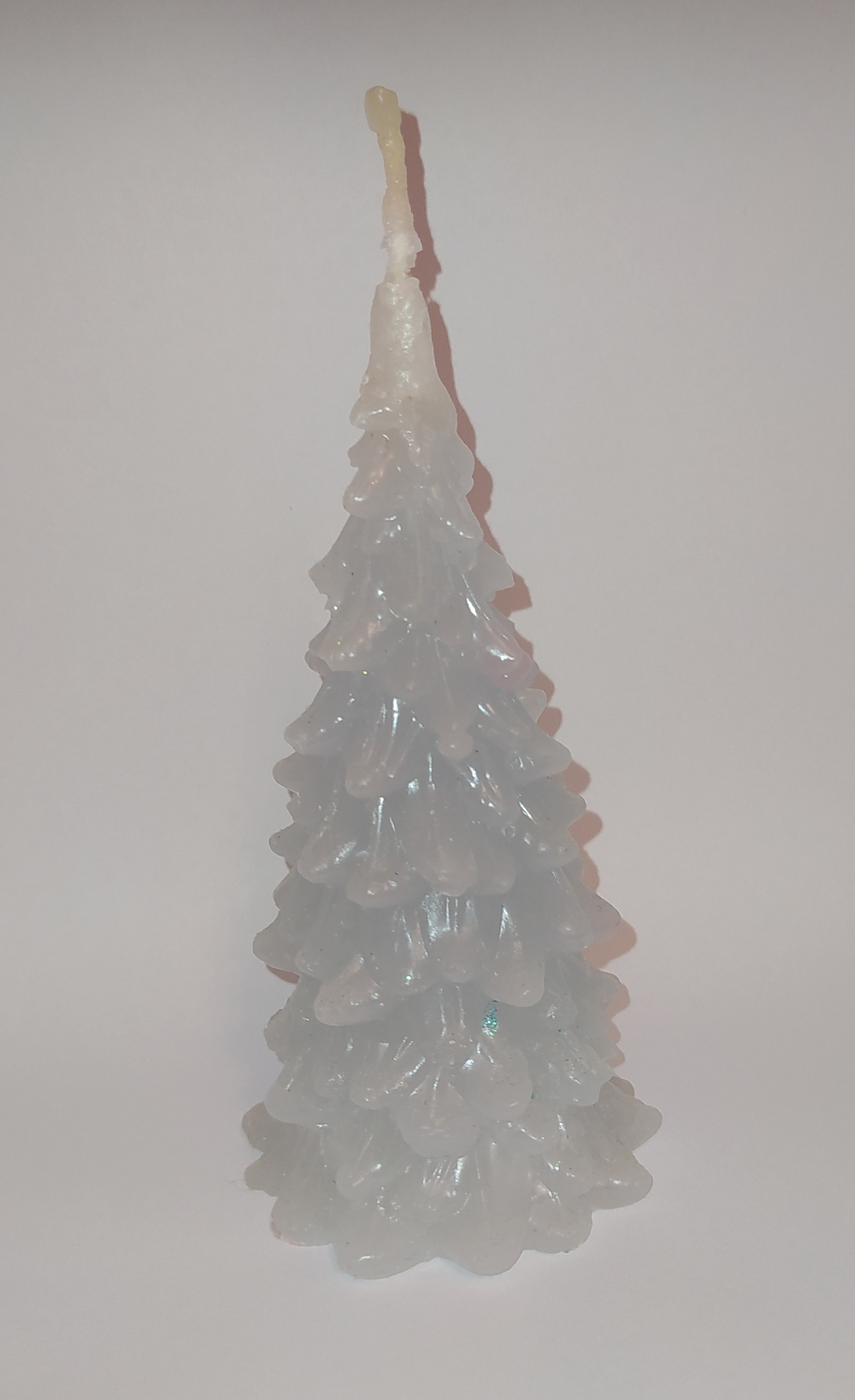 Svíčka z vosku druhy a velikosti: vánoční stromek - Ø 60mm bílá/sv.modrá/červená