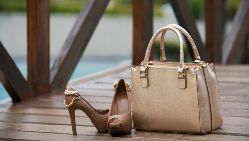 Objavte kúzlo talianskeho luxusu s VALENTINO BAGS