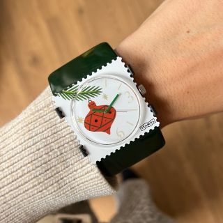 Pro všechny, kdo milují doplňky: STAMPS mají tolik krásných motivů, že se nevyberou — jen zamilují. 🎁✨...