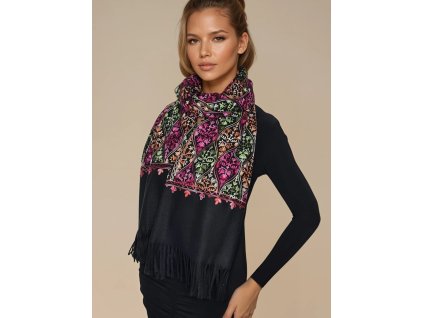 cerny kasmirovy pled stola elegantni sala s vysivkou bordurou barevna krajka jemna mekka tepla sala 08414 tina moda 2