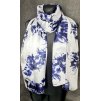 2508 4 damsky bily modry hedvabny satek sala kvetovany 100 ciste hedvabi velky modre kvety
