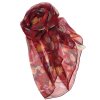 Hedvabna jemna elegantni sala pavucina na krk pled pres saty stola na ramena cervena kvetovan chrpa kopretina Tina moda 7700206 (1)