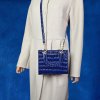 kroko mini kralovsky modra royal crossbody kabelka do ruky i pres rameno v krokodyli kuze na ples do divadla tina moda 2900255