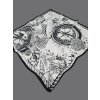 Bílý šátek s mořským černým motivem - mušle, komplas
