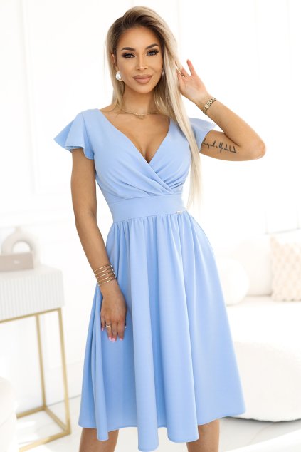425-12 Elegantné šaty s výstrihom a krátkymi rukávmi MATILDE - svetlomodré