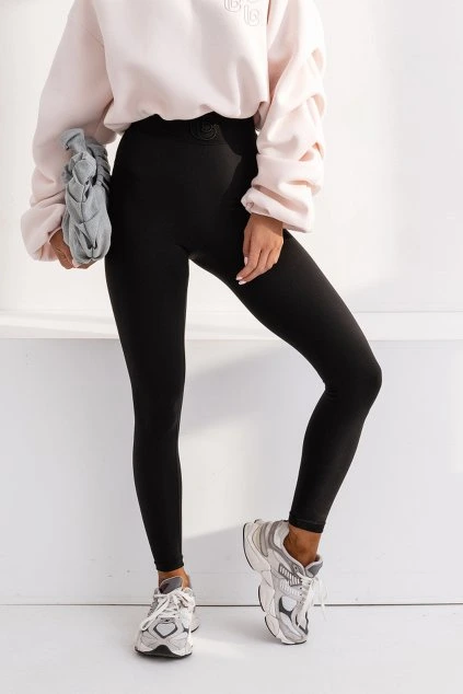 Damska leginy avi cierne 01