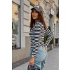 Damske tricko s pruhovanym vzorom ciernobiele 02