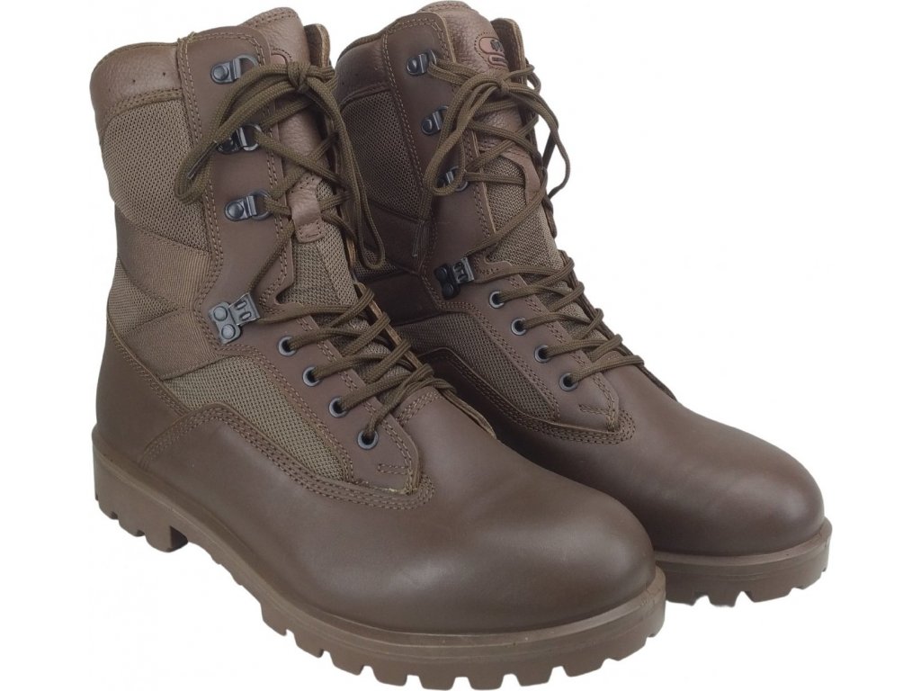 Yds kestrel deals boots new