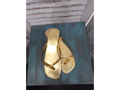 Dámské zlaté pantofle velikost 40