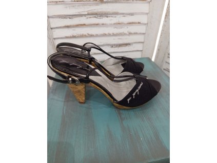 Dámské lodičky na podpatku velikost 37