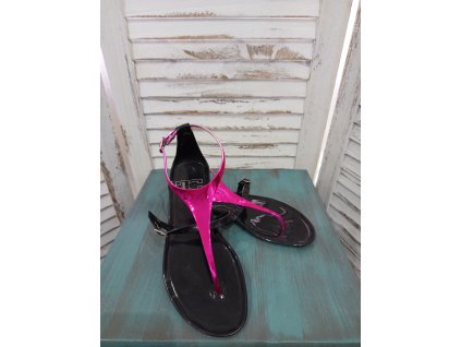 Sandále dámské velikost 37