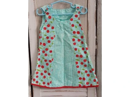 Dívčí šaty velikost 104 Nové