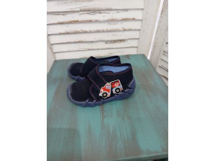 Chlapecké bačkory Befado Sppedy velikost 22