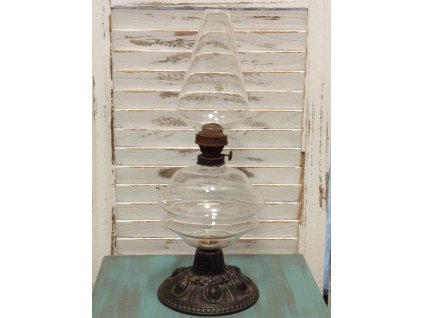 Stará petrolejová lampa