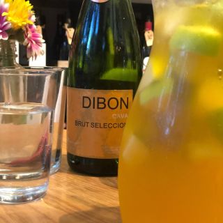 Oslava španělského vína a sangrie v @sante_praha