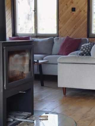 Už znáte Karla? ✨ Naše Tiny Glamp rodina má už pár měsíců nového člena 🏕️ Proč? Protože jsme chtěli místo, kde se nemusíte...