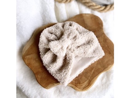 F3753165 37EA 4E1A 99A9 5C9E4DAD8B84