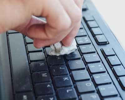 Moderní čistící prostředky: Ekologická a účinná péče o vaši kancelář