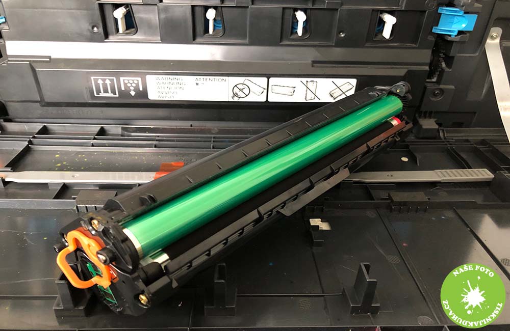 toner samsung mlt-d111s černý