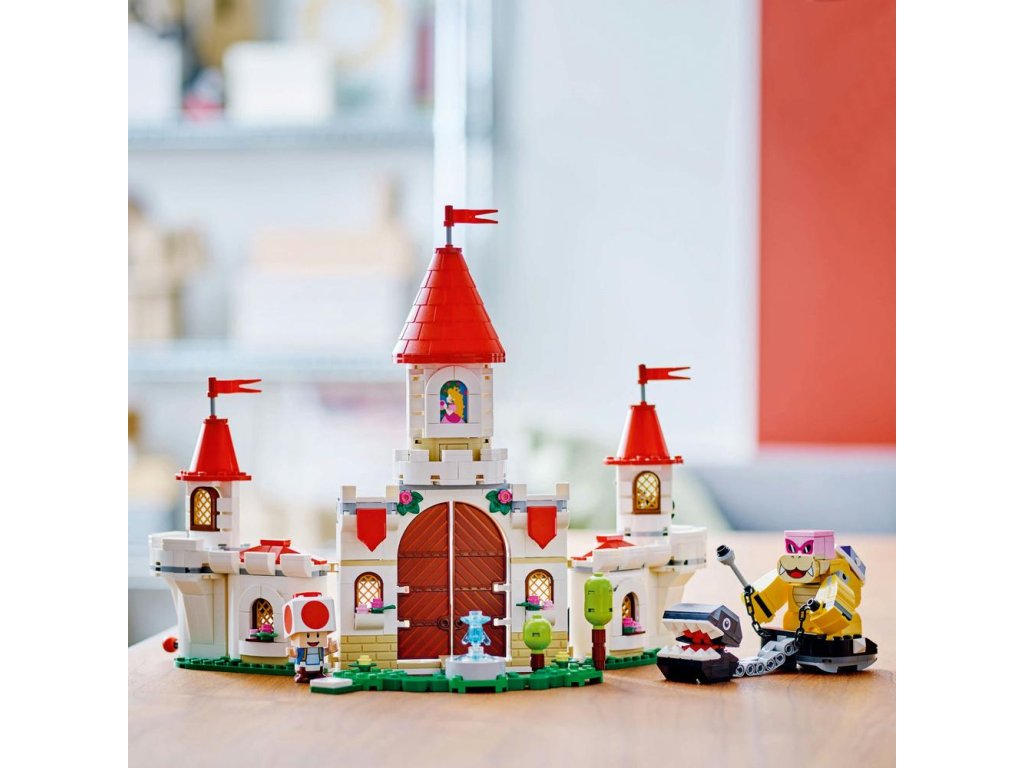 LEGO Super Mario Bitva s Royem na hrad Peach 71435 TLAMA games