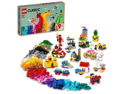 LEGO® 90 let hraní 11021