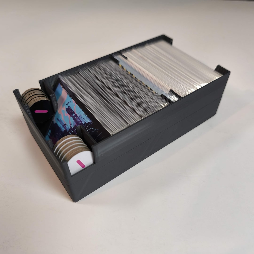 Inserty HERMAN Insert: Radlands + Kult Oktanu (INS129) Varianta: Pro základní žetony vody NENÍ HRA! Insert: Radlands + Kult Oktanu