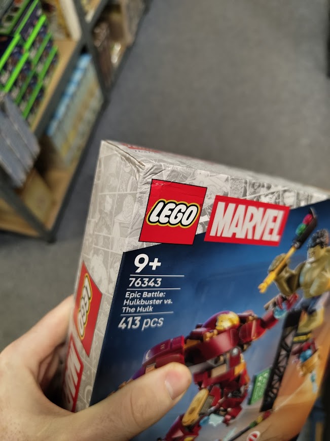 LEGO Poškozené - LEGO® Marvel Epický souboj: Hulkbuster vs. Hulk 76343