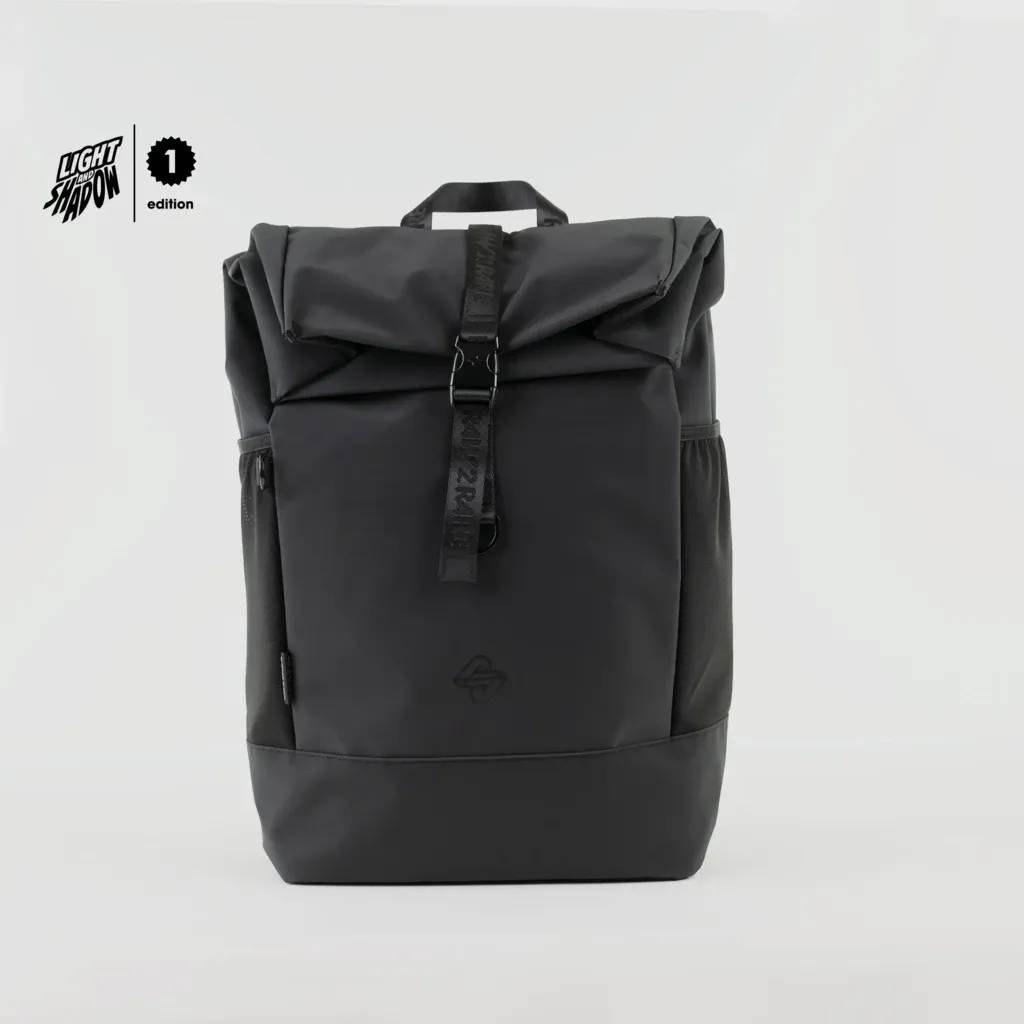 raw2rare Batoh Rolltop - černý