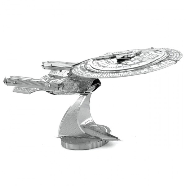 Fascinations Metal Earth: Star Trek USS Enterprise NCC-1701-D