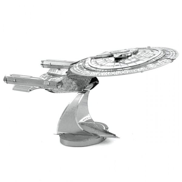 Levně Fascinations Metal Earth: Star Trek USS Enterprise NCC-1701-D