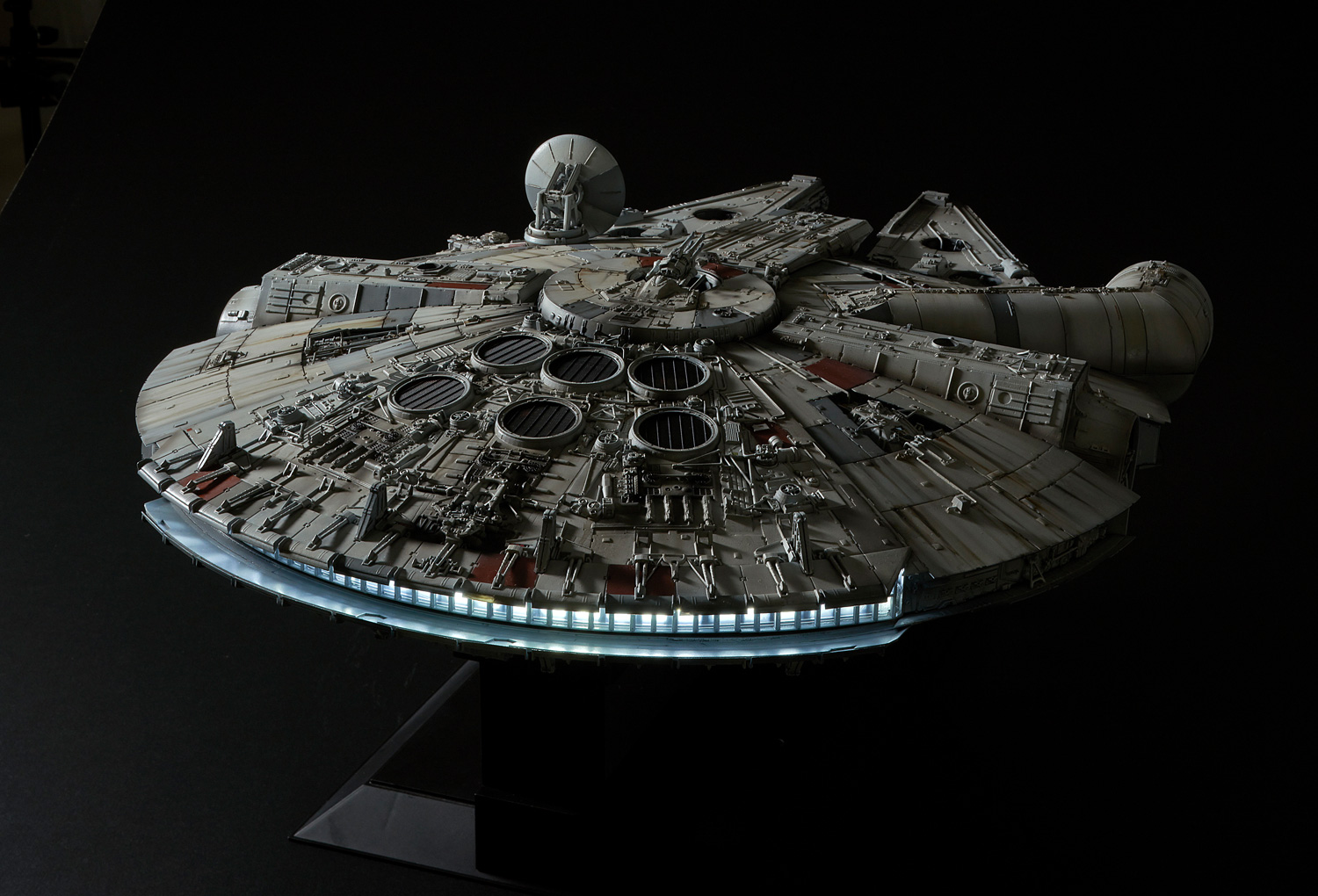 Revell Star Wars - Millennium Falcon Perfect Grade Obrázek