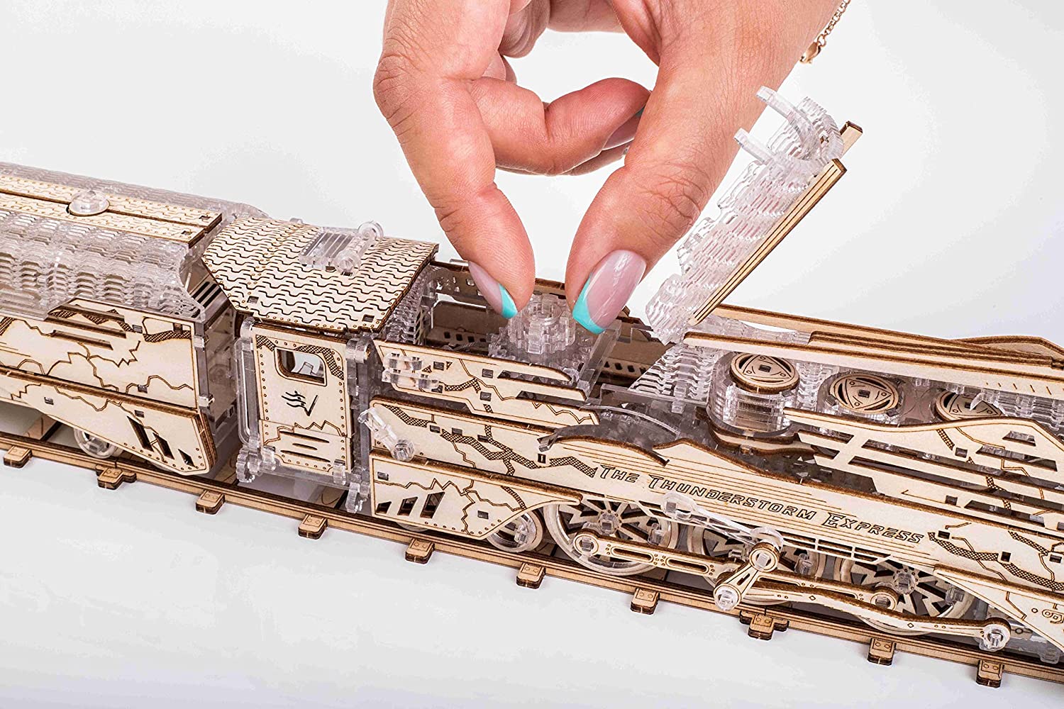 Veter Models Thunderstorm Express Obrázek