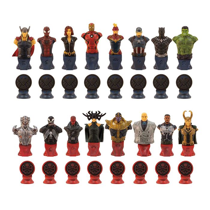 USAopoly Marvel Collector's Chess Set Obrázek