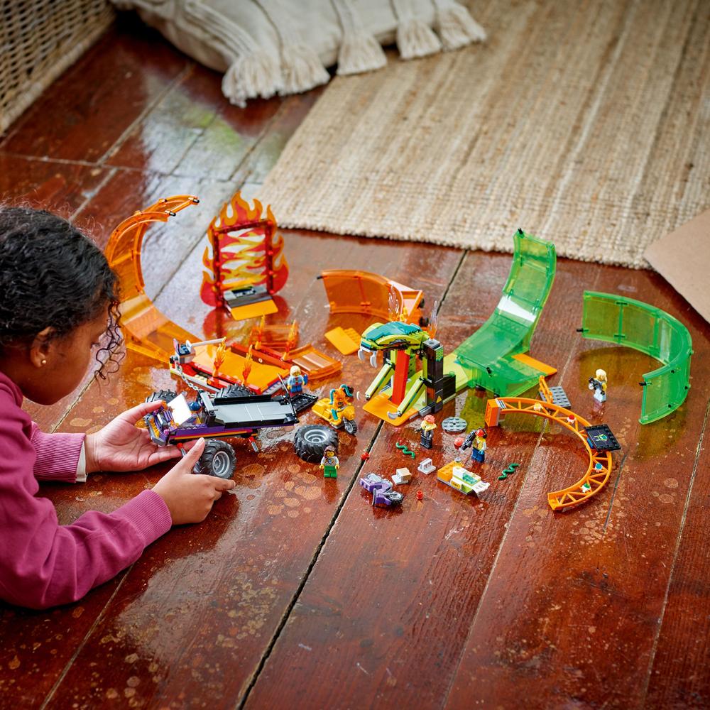 LEGO® Kaskadérská dvojitá smyčka 60339 Obrázek