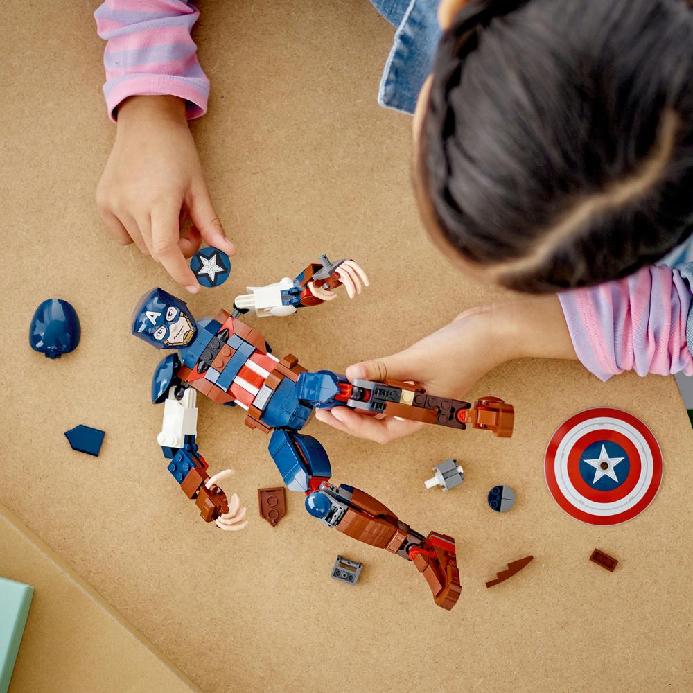 LEGO® Sestavitelná figurka: Captain America 76258 Obrázek