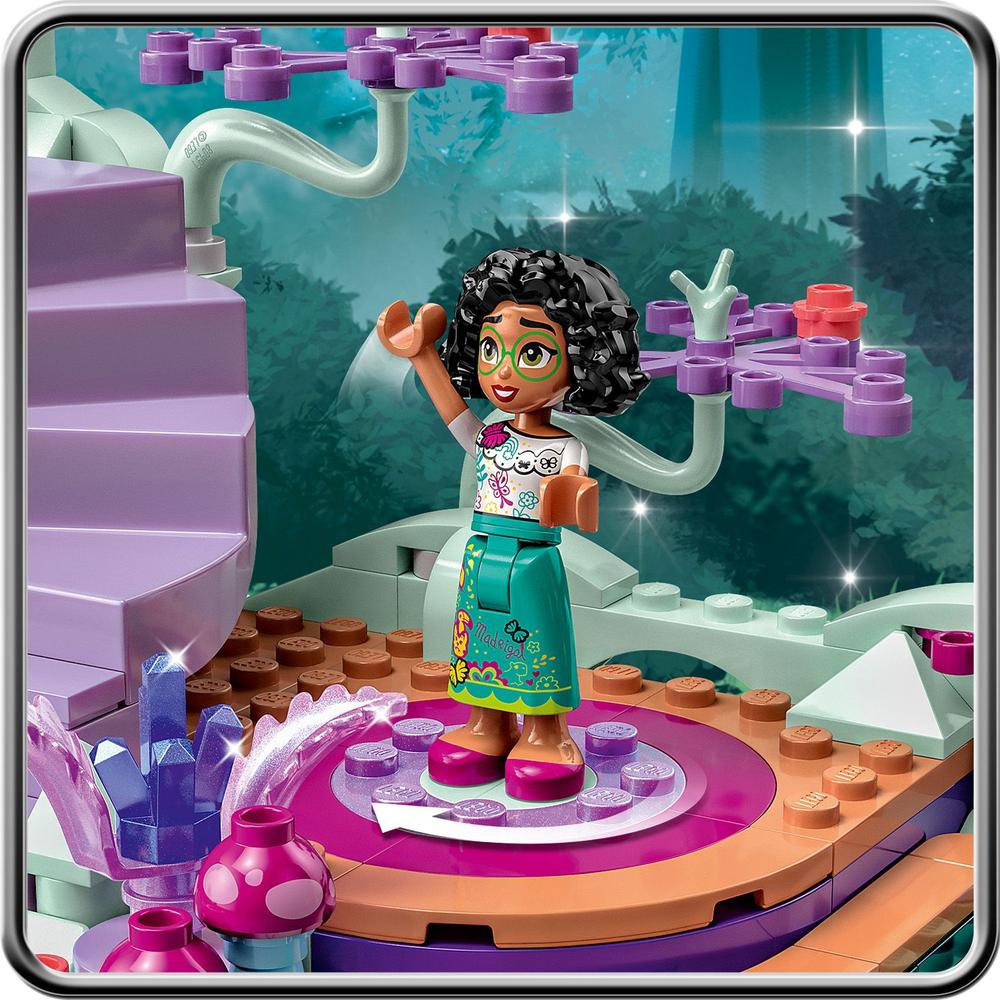 LEGO® Kouzelný domek na stromě 43215 Obrázek
