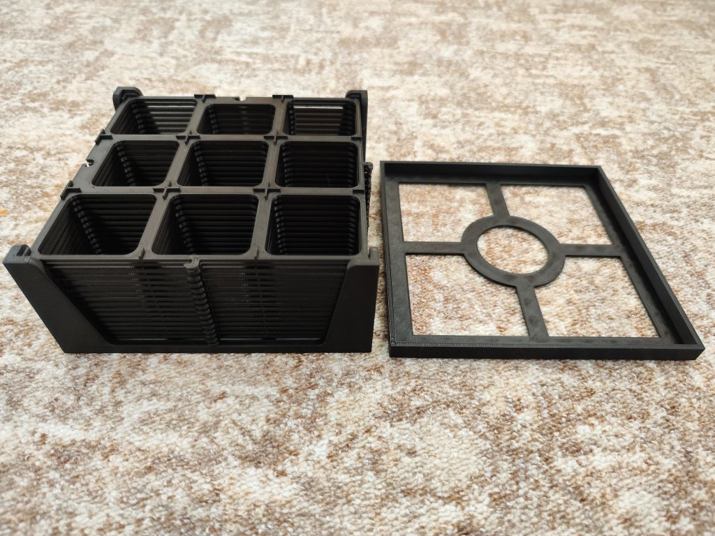 inserty.cz Krabička na Karak mřížky s víkem (až 16ks) Obrázek