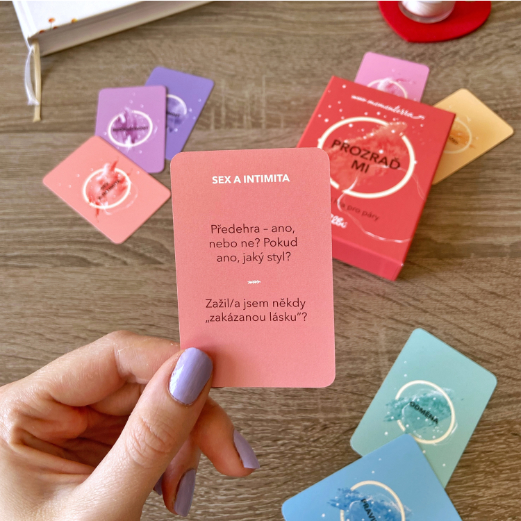 Albi Prozraď mi - karetní hra Obrázek